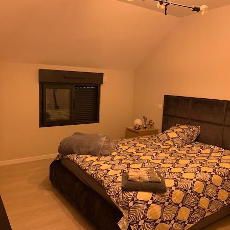 Charme Moderne Bed & Breakfast Le Val-Saint-Germain ภายนอก รูปภาพ