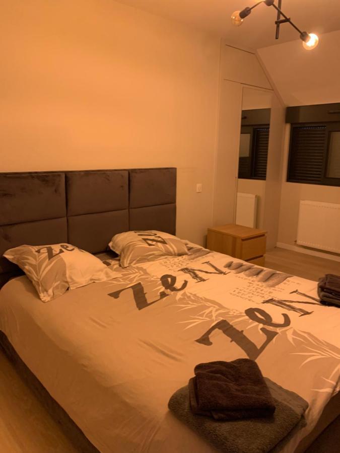 Charme Moderne Bed & Breakfast Le Val-Saint-Germain ภายนอก รูปภาพ