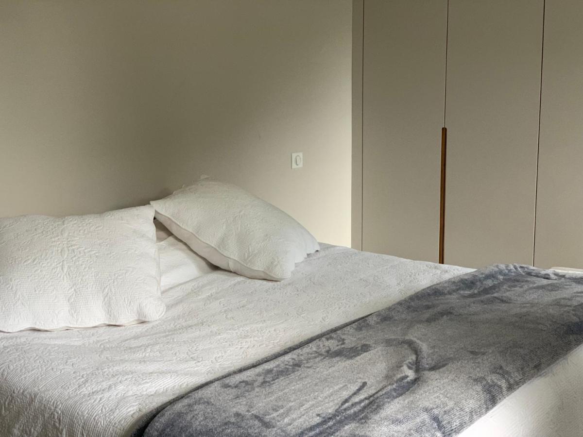 Charme Moderne Bed & Breakfast Le Val-Saint-Germain ภายนอก รูปภาพ